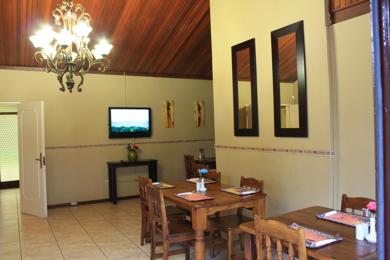 African Dreams Lodge Kempton Park Ngoại thất bức ảnh